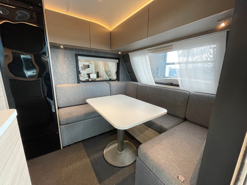 Adria Altea 502 UL / Långbädd / Jubileum 60Y / 1995kr/månad - Adria