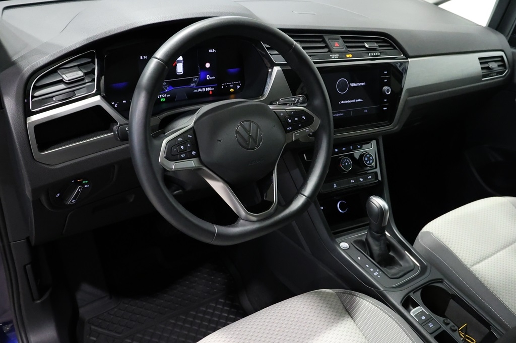 Volkswagen Touran 2025, bild 6/10