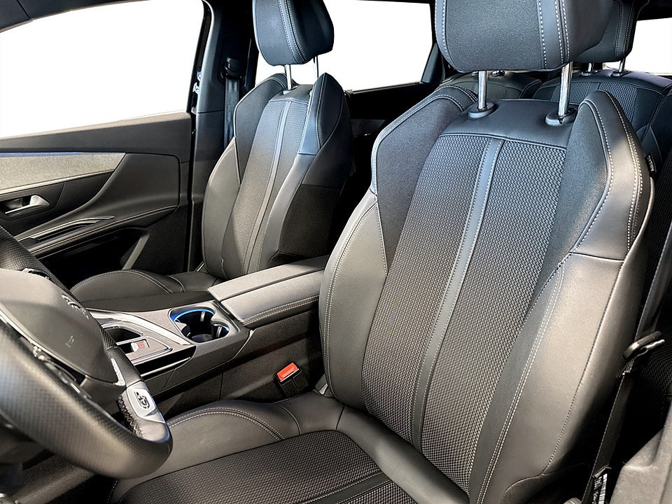 Bild på Peugeot 5008 GT 1.2 PT 130hk Aut KAMPANJ BRÄNSLE INGÅR