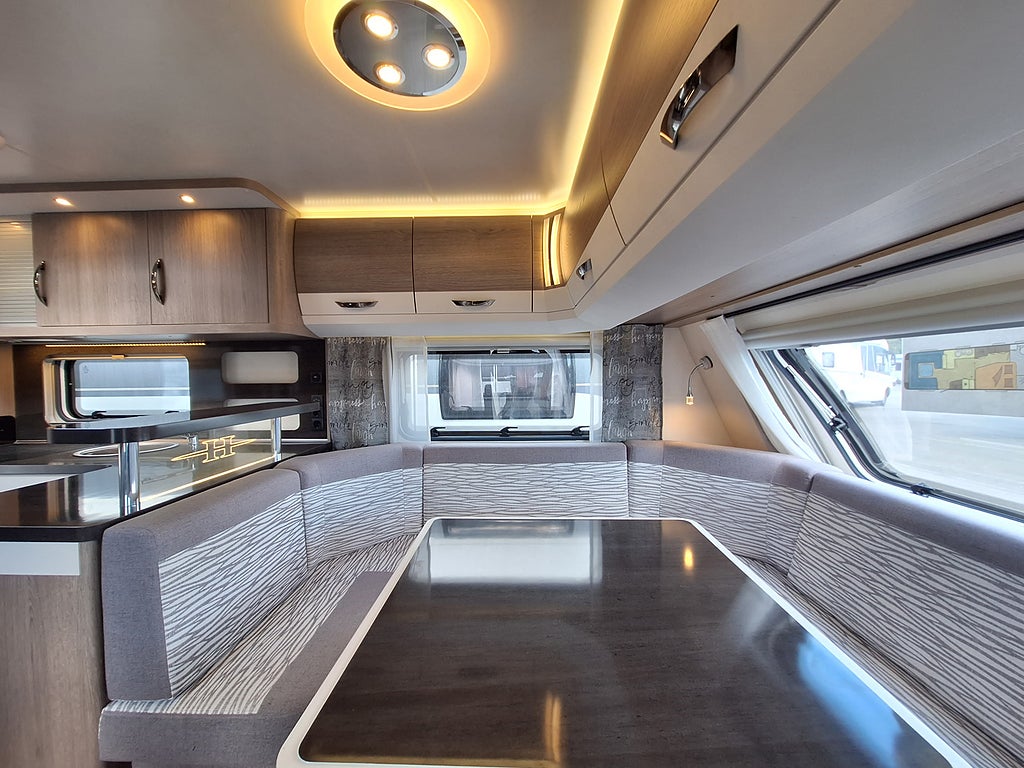 Hobby Prestige 660 WFC Dubbelbädd, Dusch, Kampanjprodukt!