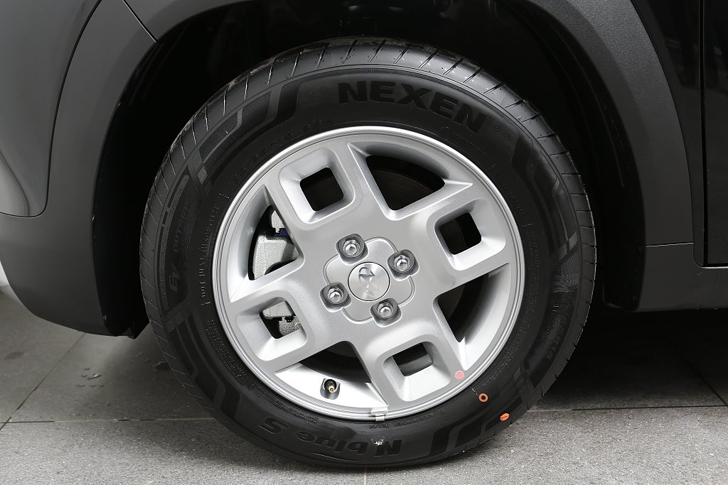 Hyundai Inster 49kWh Advanced 370 km - Vinterhjul & service ingår 2025