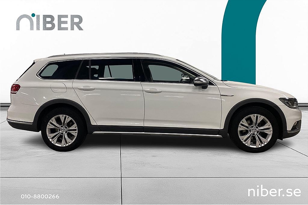 Volkswagen Passat Alltrack 2.0 TDI 4M, läder, värmare, FR 2,95%