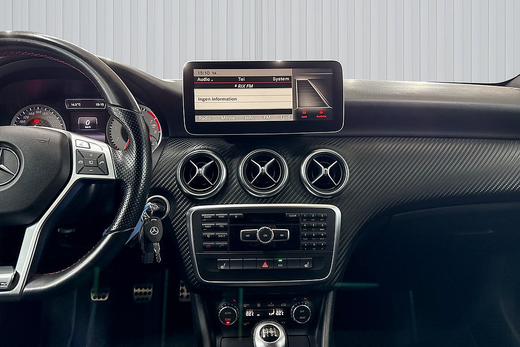 Mercedes-Benz A 2015