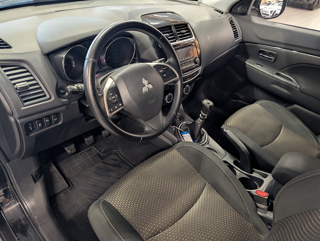 Mitsubishi ASX 1.8 Di-D ClearTec Comfort Drag/M-värm/V-hjul thumbnail