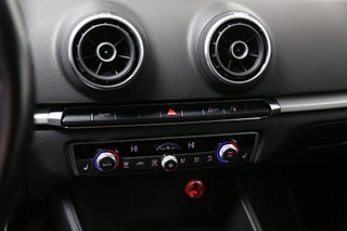Halvkombi Audi A3 19 av 23