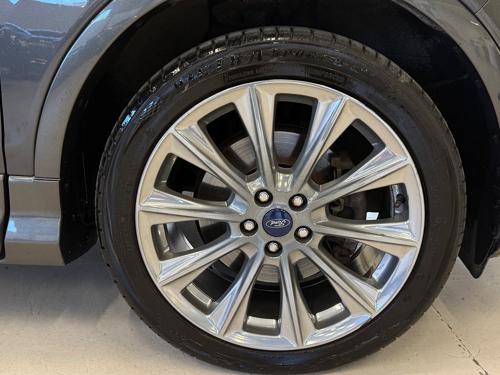 Ford Kuga 2.0 TDCi AWD SelectShift Vignale 2 Brukare - miniatyr 24