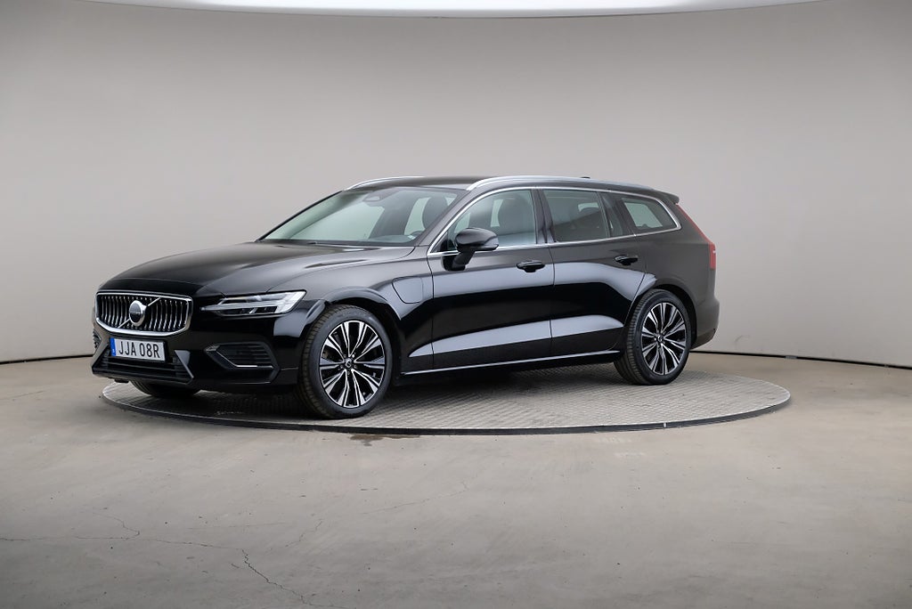 Volvo V60 Recharge T6 350hk AWD Core Edt Drag