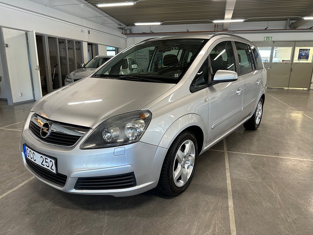 Opel Zafira 1.8 Euro 5 Kamrembytt AC Dragkrok 7-Sits