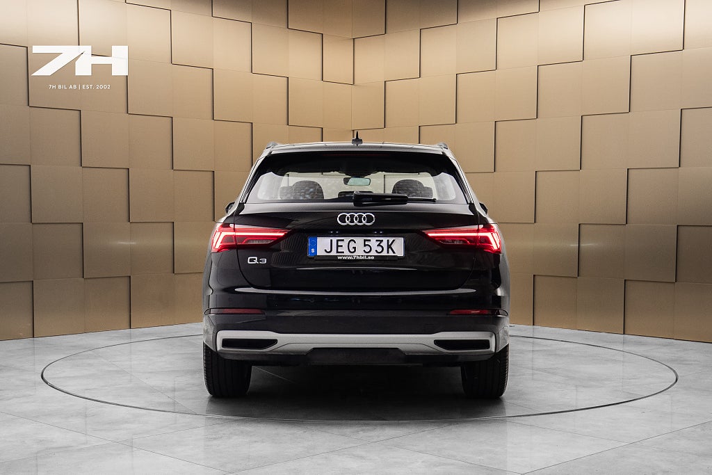 Audi Q3 35 TFSI Proline Adv / Adaptiv Farth. / Drag / Värmare