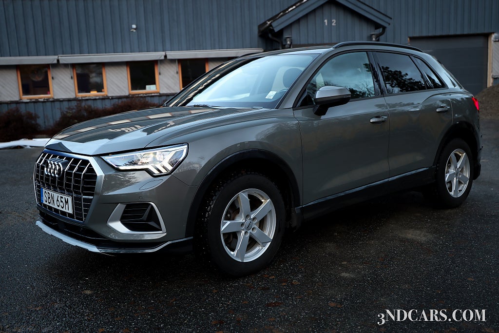 Audi Q3 40 TDI QUATTRO 2.0 TDI ELKROK VÄRMARE COCKPIT Euro 6