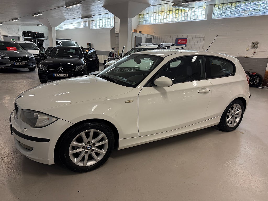 BMW 116i 3-dörrars Advantage Nybesiktigad