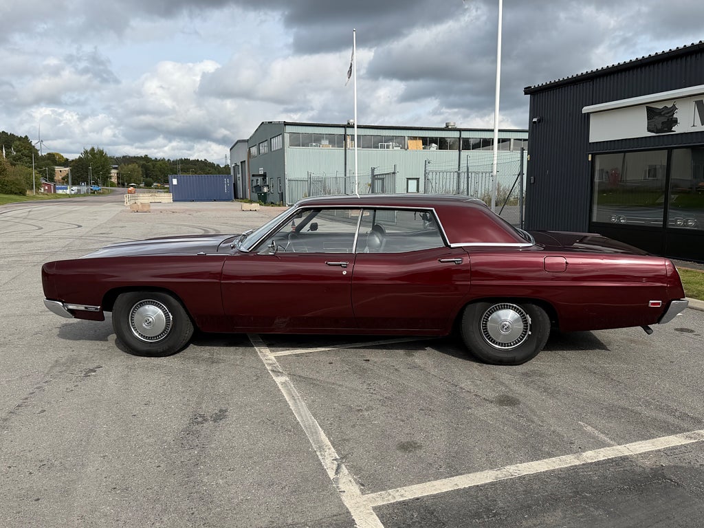 Ford Galaxie 500 4-dörrars Hardtop 5.0 V8 0kr insats 1705kr/mån