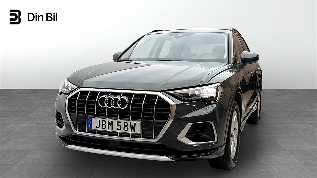 Audi Q3 35 TFSI 150HK Cockpit / Carplay