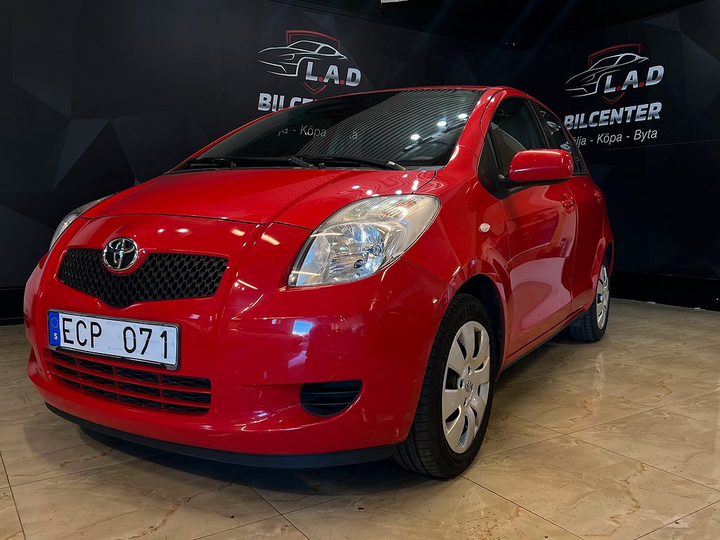 Toyota Yaris 5-dörrar 1.0 VVT-i / NY BES 