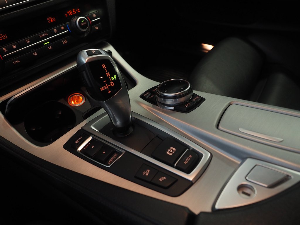 BMW 530 d 258hk xDrive Touring  M Spor D-värm|HUD,|H/K|Drag| 2015
