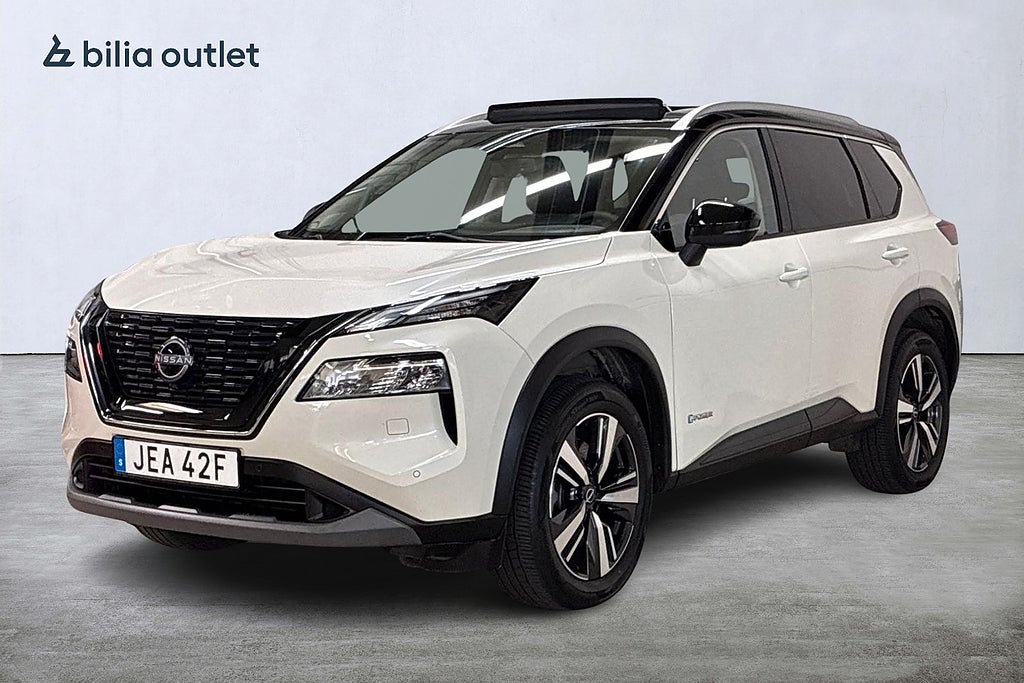 Nissan X-Trail e-4ORCE Tekna 214hk Taklucka Navi 360°