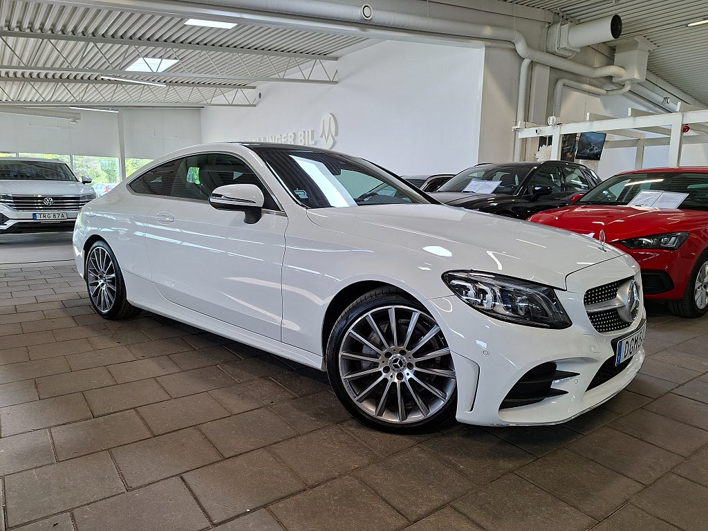 Mercedes-Benz C 200 Coupé 9G-Tronic AMG Line Panorama|Navi|Burmester