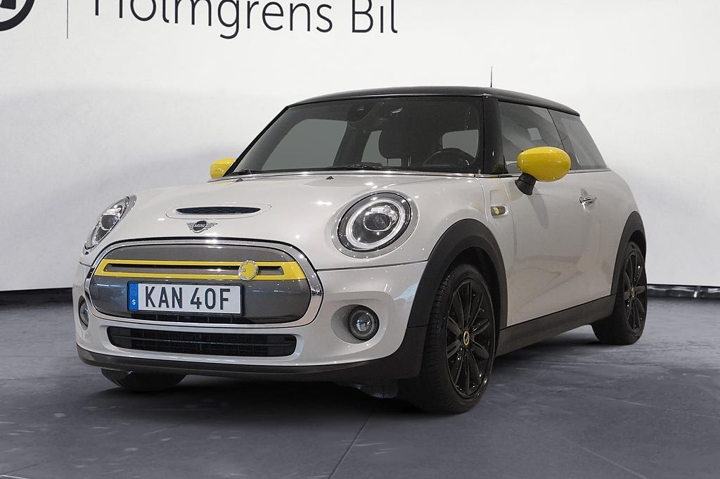MINI Cooper SE Electric Backamera Keyless CarPlay 184hk