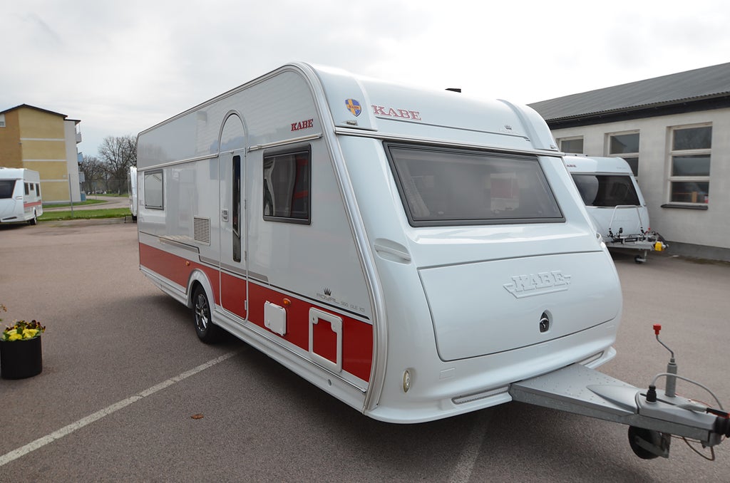 Kabe ROYAL 560 GLE KS