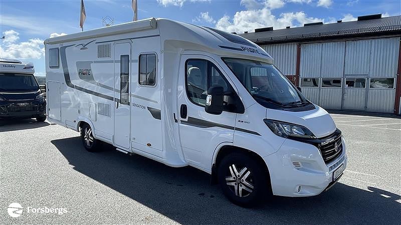 Pilote P740GJ // Semesterdrömmen börjar bakom ratten nu! // Alde / Ugn 