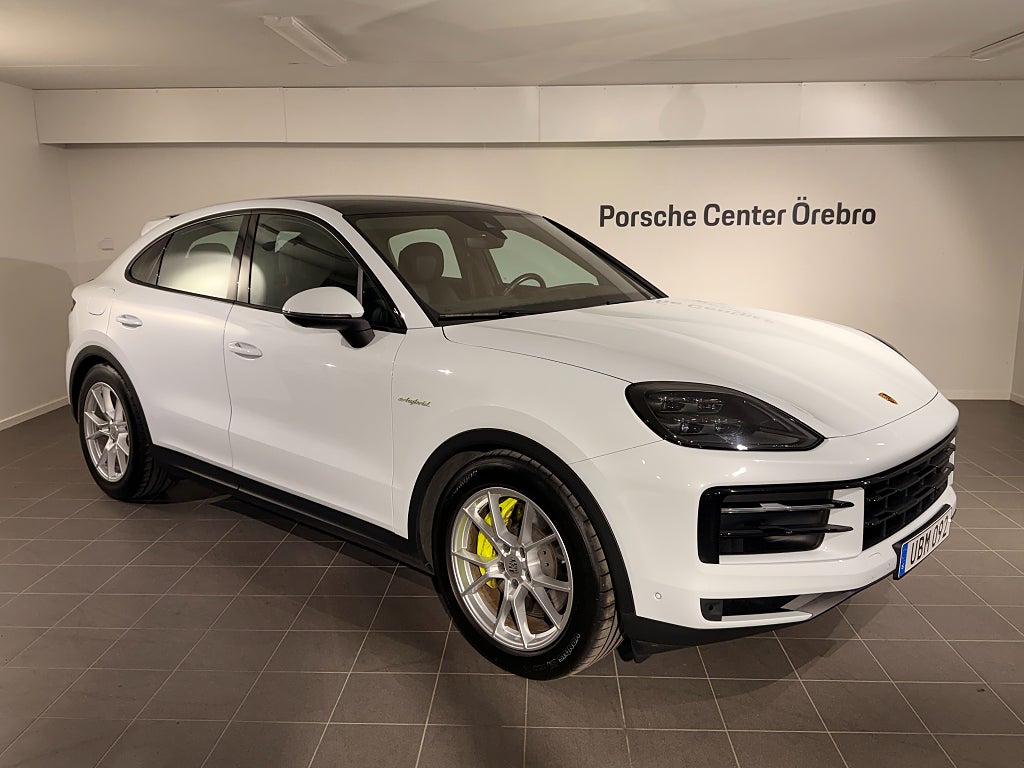 Porsche Cayenne Coupé E-Hybrid Leasbar/VAT