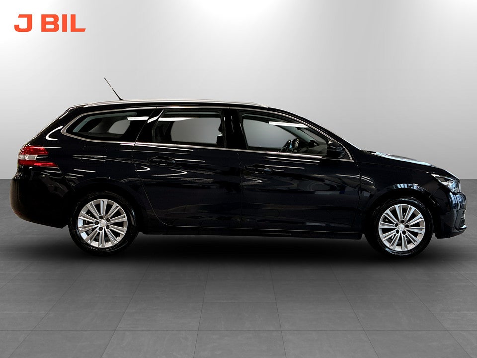 Bild på Peugeot 308 SW Allure 1.2 PT 130hk Aut BACKSENSORER