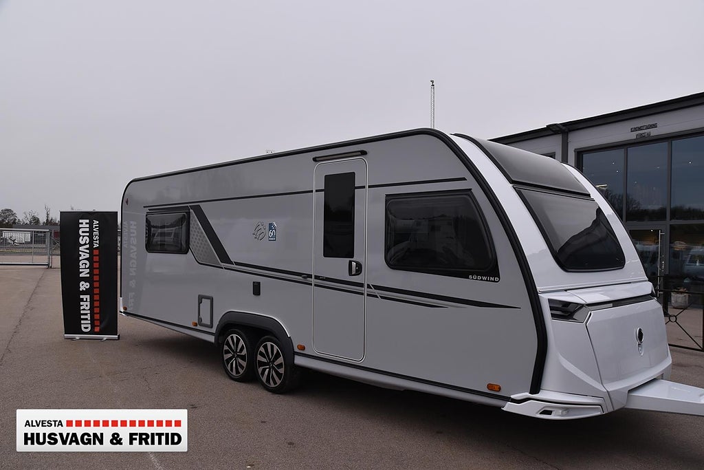 Knaus Sudwind 650 UX 60 Years Queenbed !