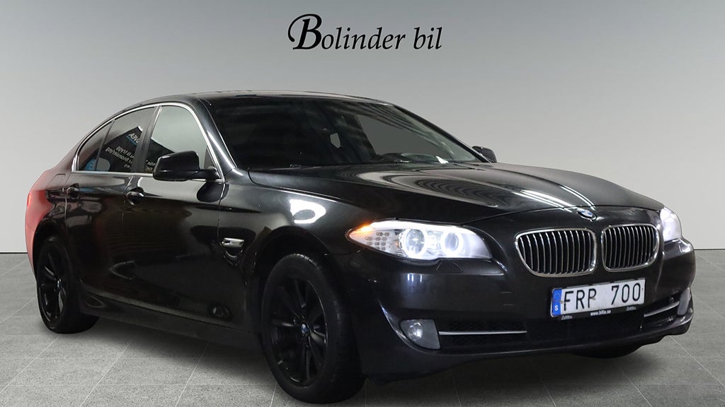 BMW 520d Sedan HEMLEV DRAG BAK/FRAM-SENS 