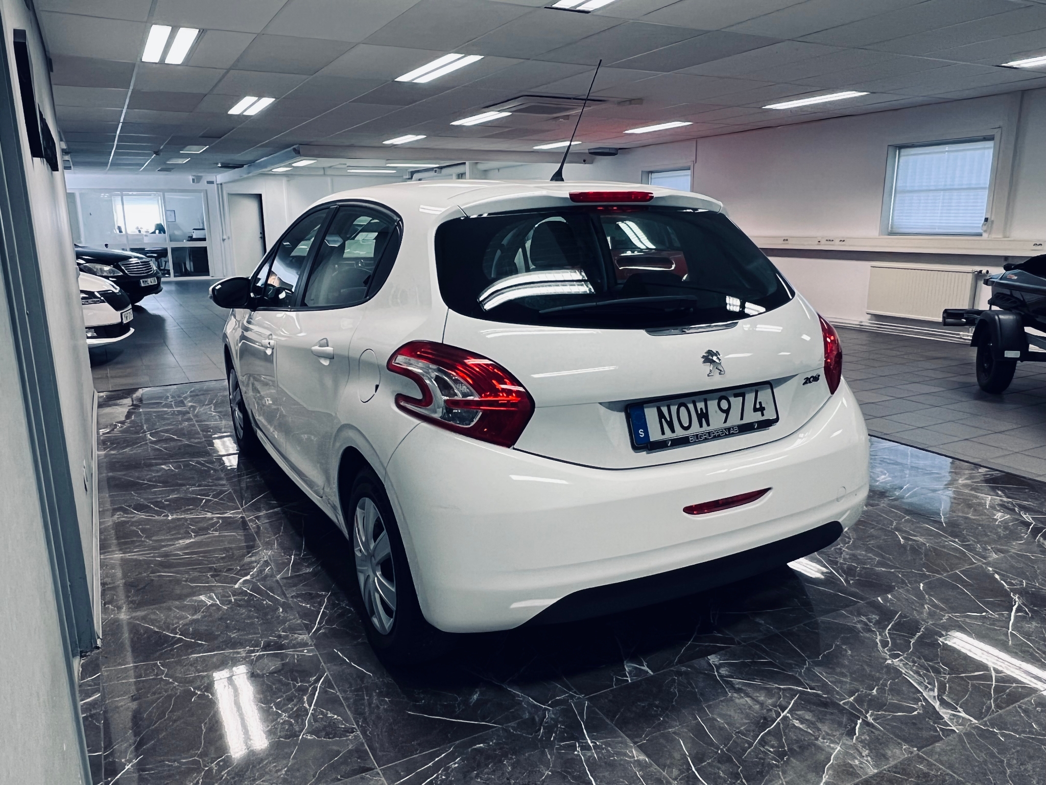 Peugeot 208 1.2 VTi 82hk 2014, bild 6/54