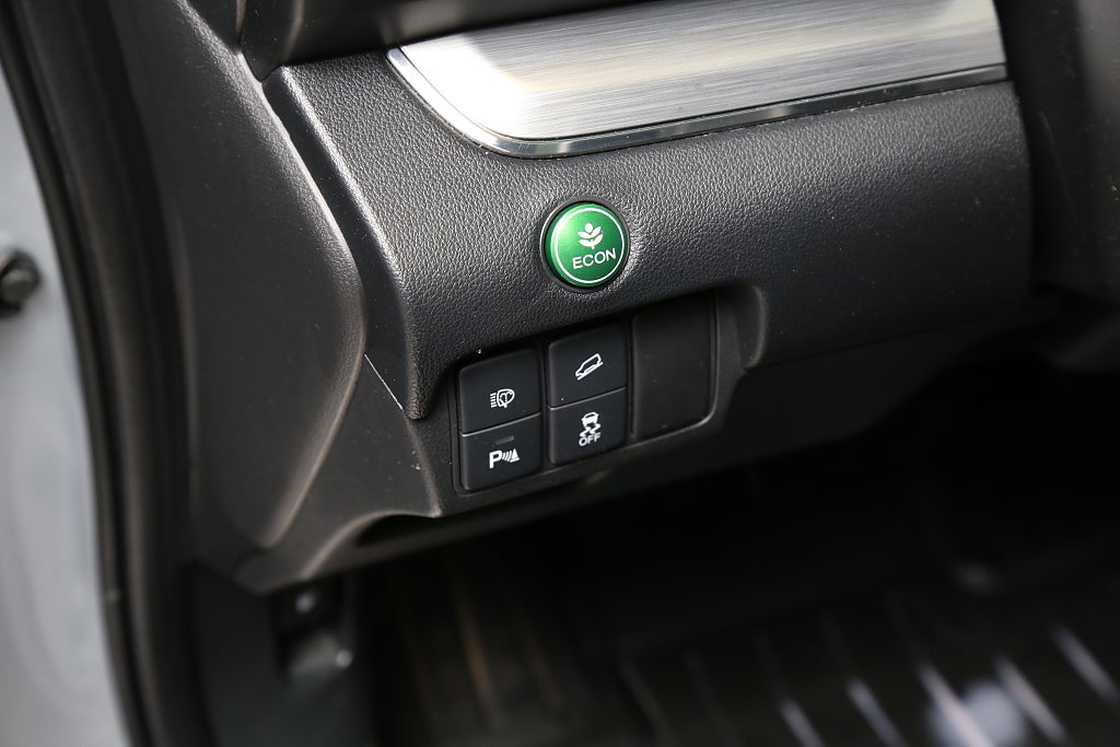 Honda CR-V 1,6 i-DTEC 160hk Executive AWD Aut Panorma Skinn Drag