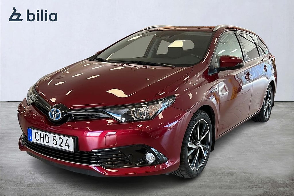 Toyota Auris 1,8 Touring Sports Intense Edition/ M-värmare