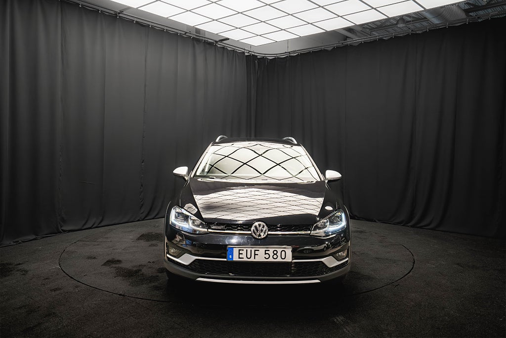 Volkswagen Golf Alltrack TDI 4Motion PLUS D-VÄRMARE DRAG KAMERA CARPLAY 184