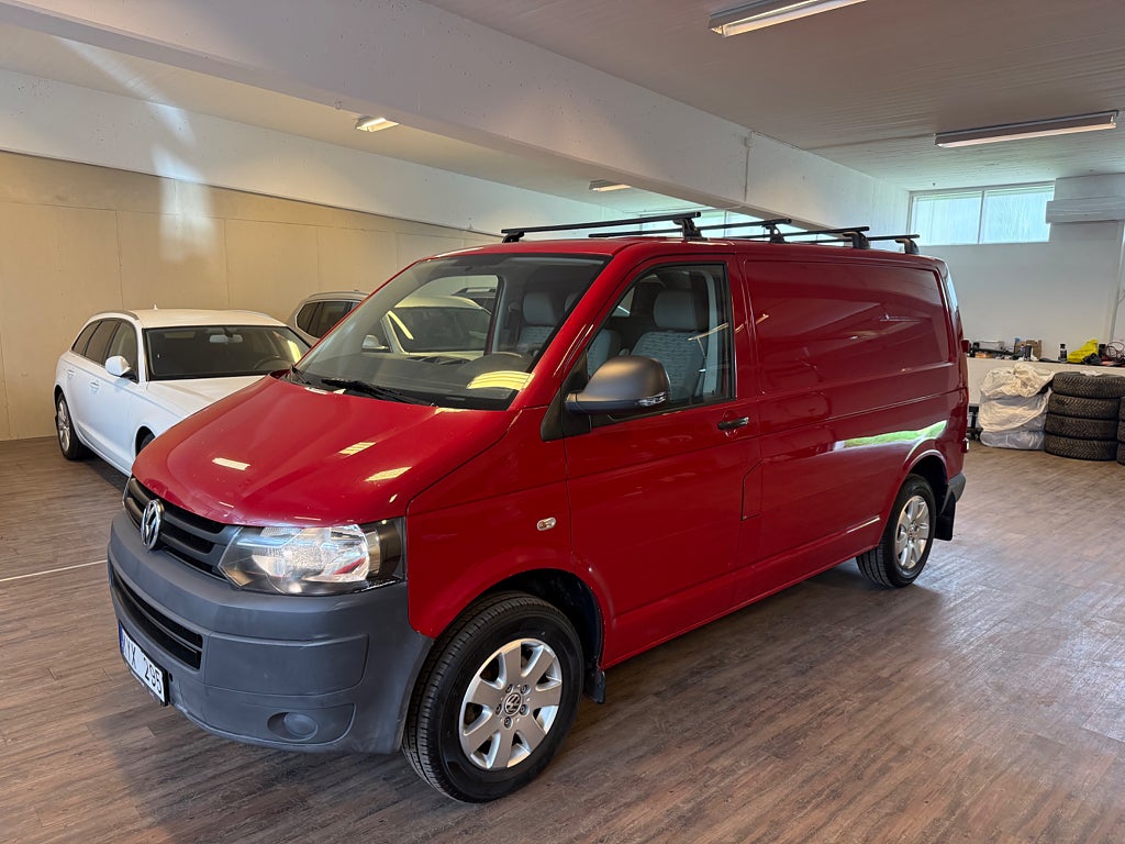 Volkswagen Transporter T30 2.0 TDI BMT Euro 5 Ny Besiktigad ua endast 19800mil