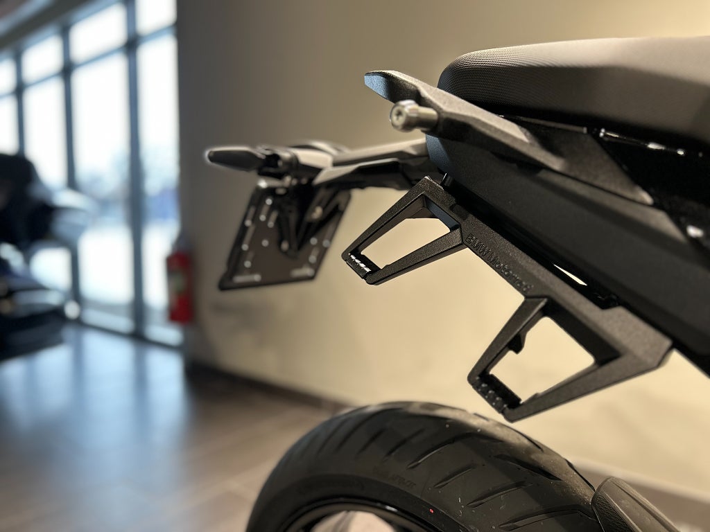 BMW F900XR/Kampanj sidoväskor på köpet!/Dynamic/Comfort