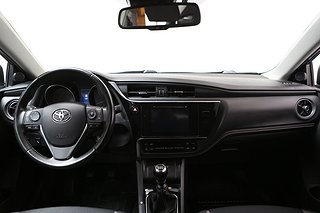 Halvkombi Toyota Auris 17 av 23
