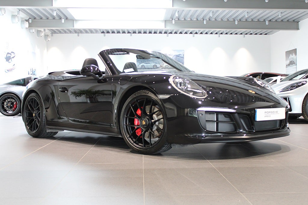 Porsche 911 Carrera 4 GTS CABRIOLET  4