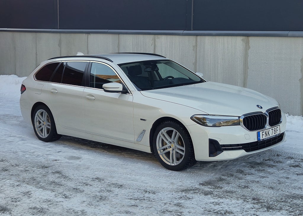 BMW 530e xDrive Touring Steptronic Euro 6
