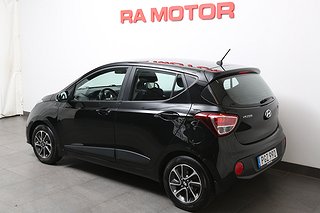 Halvkombi Hyundai i10 4 av 20