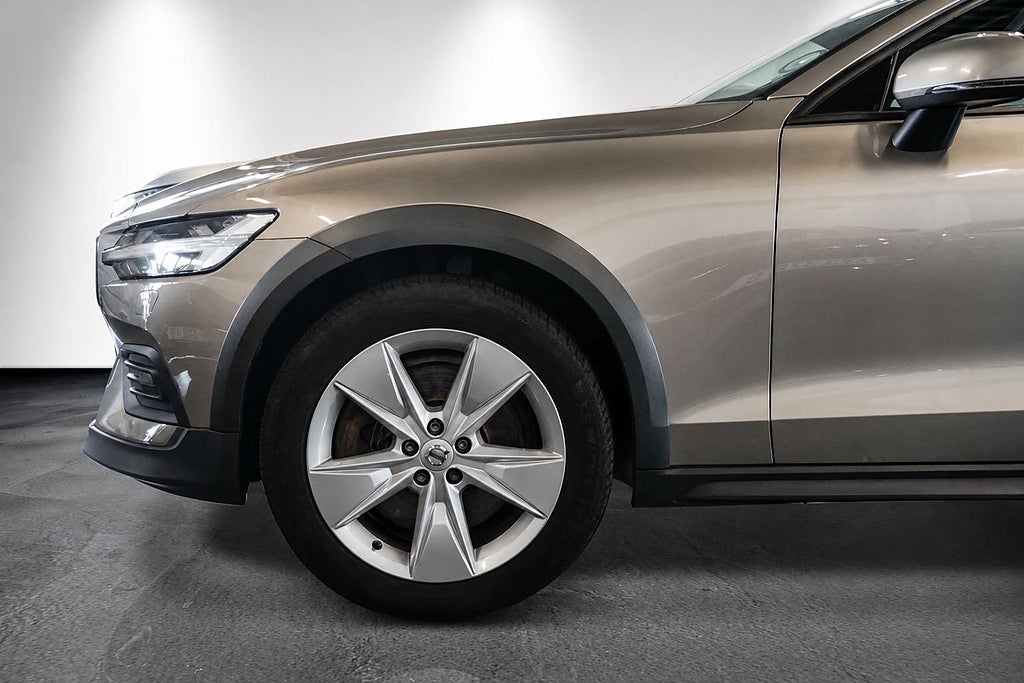 Volvo V60 Cross Country