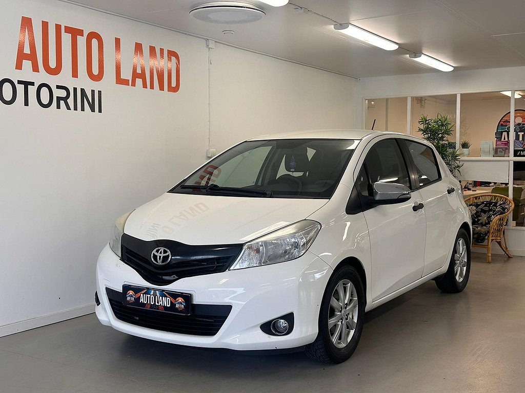 Toyota Yaris 5-dörrar 1.0 VVT-i Life 69hk 2013/Sv-såld