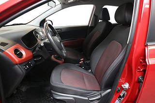 Halvkombi Hyundai i10 8 av 18
