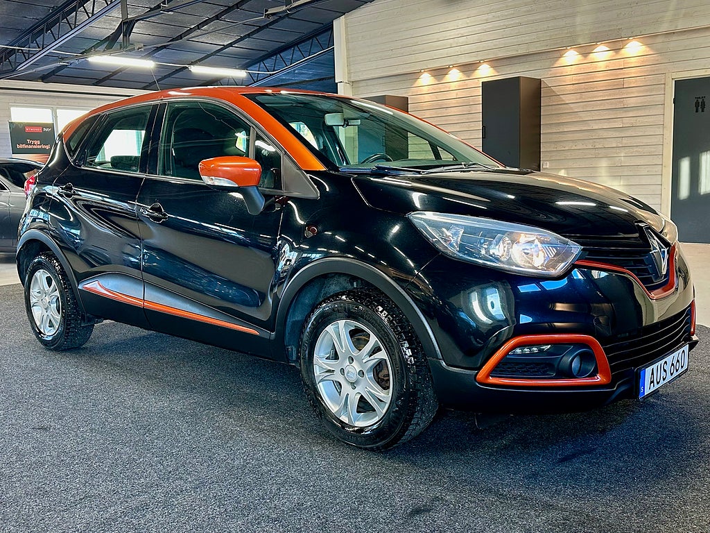 Renault Captur 0.9 TCe Navi Keyless Ny Servad Låga Mil 90hk