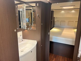 Husbil-integrerad Concorde Charisma 900 M 45 av 70