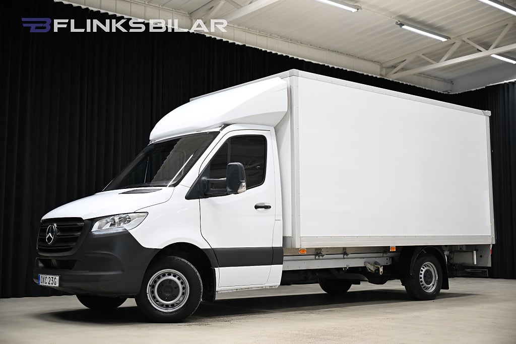 Mercedes-Benz Sprinter 317 CDI 170HK Automat|Volymskåp|BG-Lyft|Sidodörr|Moms