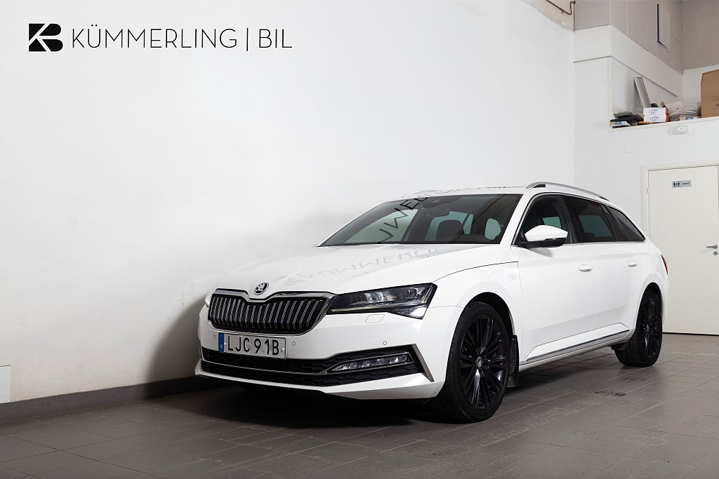 Skoda Superb iV Combi 1.4 TSI iV L&K/Pano/Värmare/NAV/CANTON