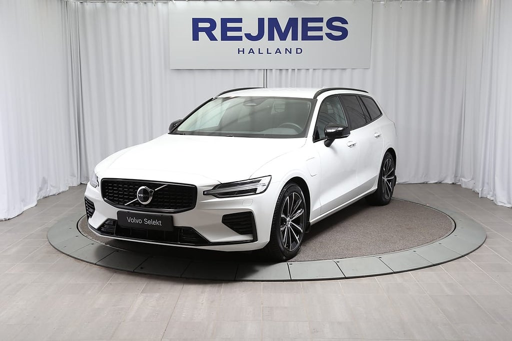 Volvo V60 T6 Plus Dark Edition