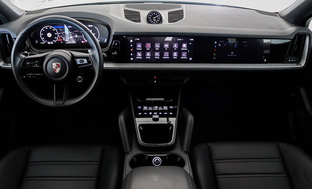 Porsche Cayenne Coupé E-Hybrid SportDesign BOSE Passagerardisplay MOMS