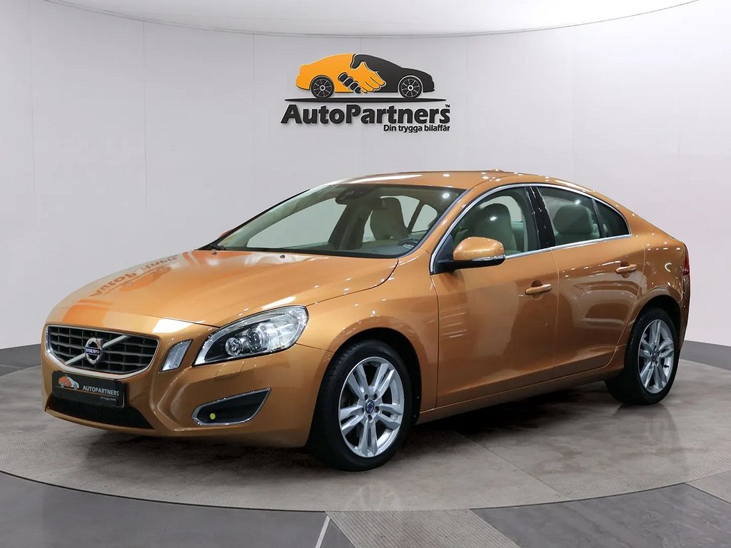 Volvo S60 2.0T Powershift Summum Läder M.värm Elstol 3.95%