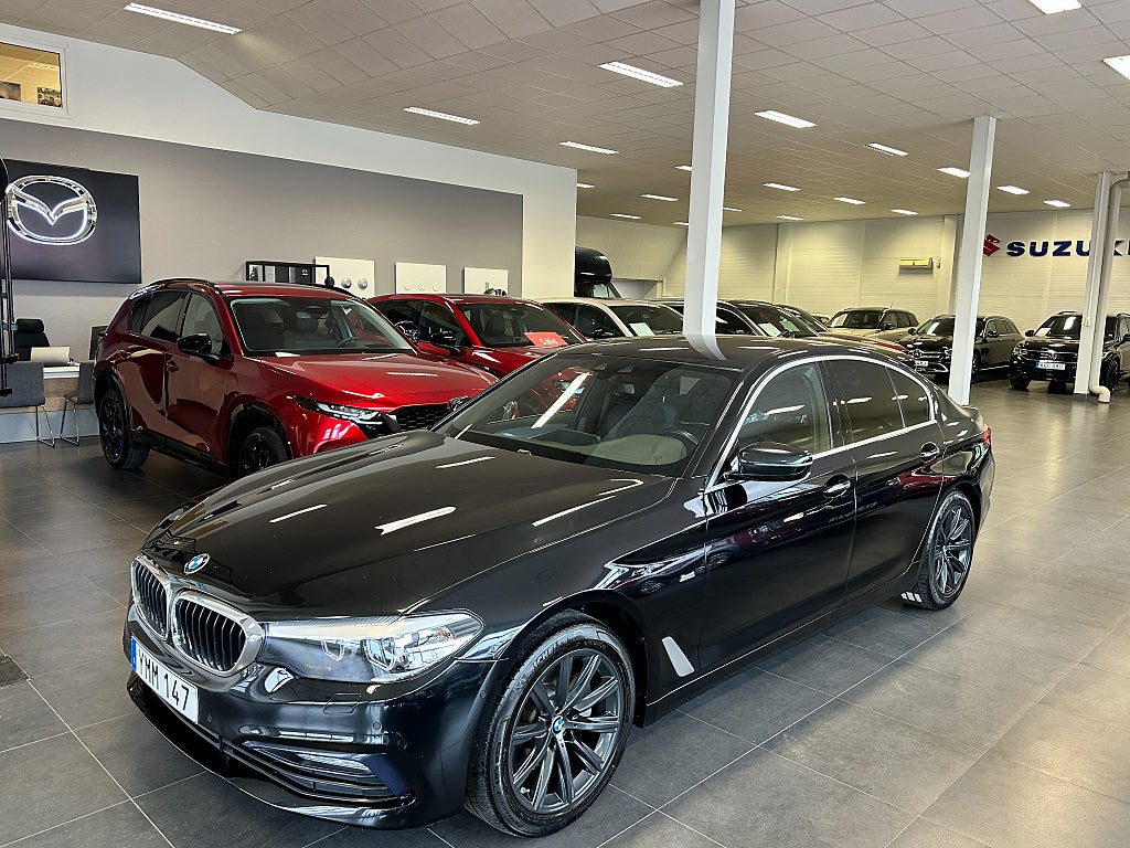 BMW 520d xDrive Sedan Steptronic Sportline - Drag - V-Hjul Ingår
