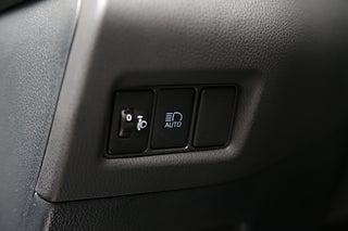 SUV Toyota C-HR 12 av 25